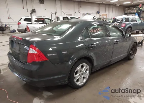 2010 Ford Fusion Se z USA, uszkodzony, nr VIN 3FAHP0HA3AR419916